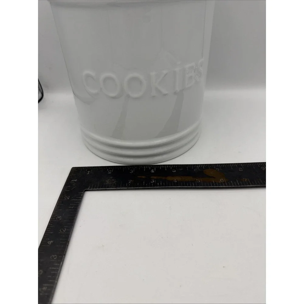 Fitz & Floyd Everyday White Bistro Cookie Canister Large 10